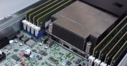 Многоузловая платформа HP101-AG от AIC